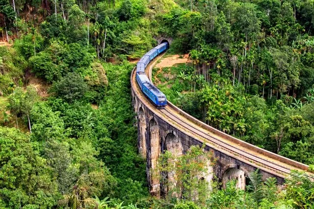 Kandy to Ella Train Journey