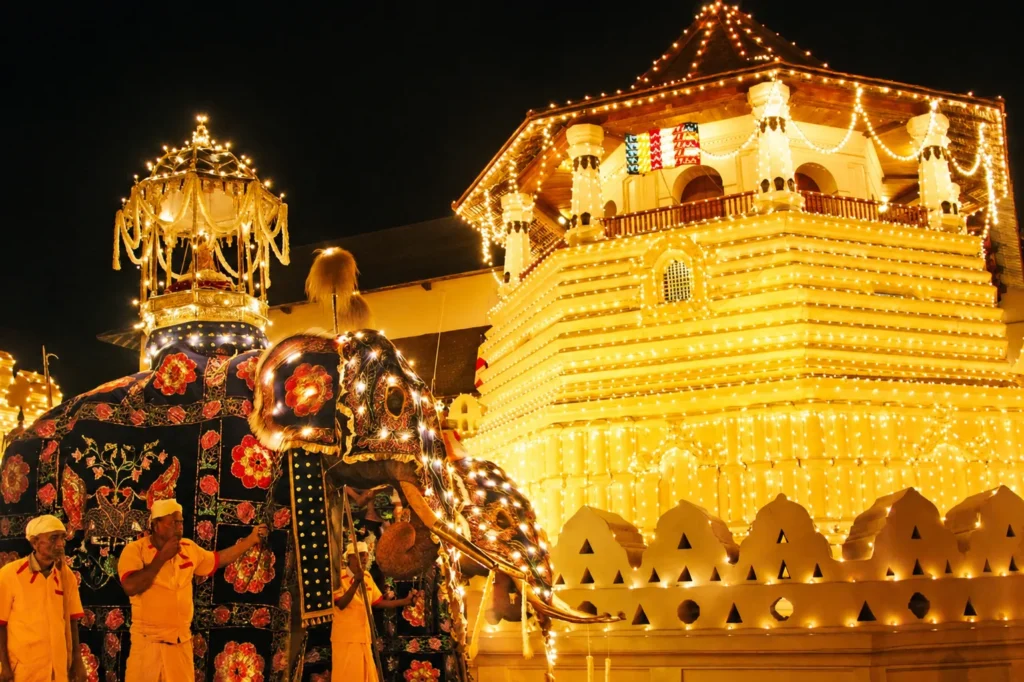 Kandy Esala Perahera